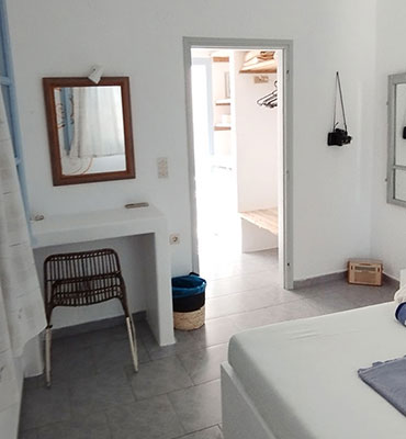 Interior of a room at Antonis rooms in Sifnos