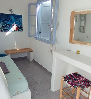 Triple room